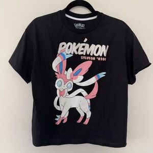 Pokémon Silveon Boxy Tee, Women’s Small/ Girls XXL